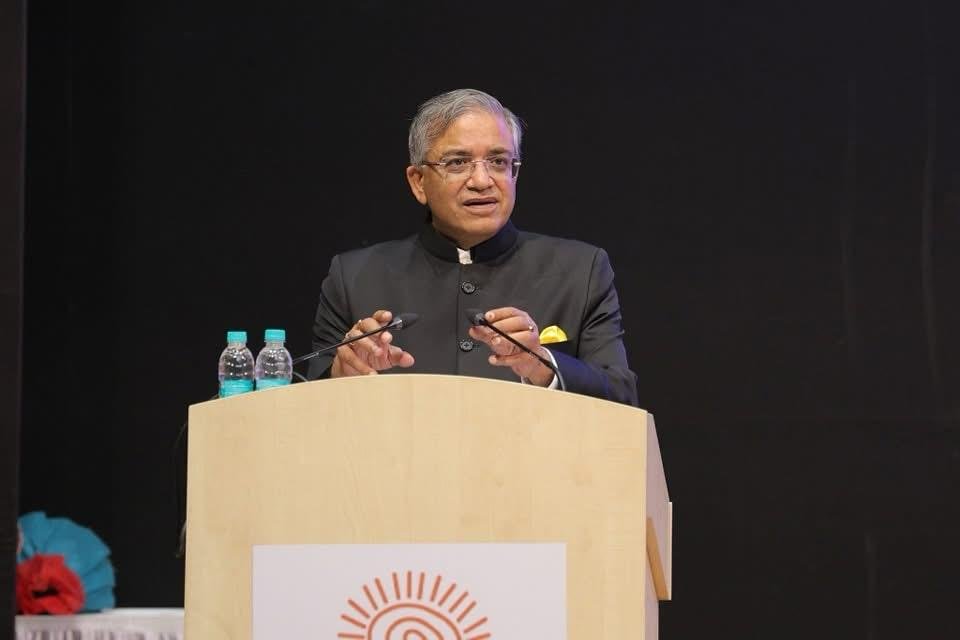 निर्वाचन आयोग द्वारा पहली बार आईआईआईडीईएम में विभिन्न बैचों में 1 लाख से अधिक बूथ लेवल अधिकारियों (बीएलओ) के लिए प्रशिक्षण प्रारंभ