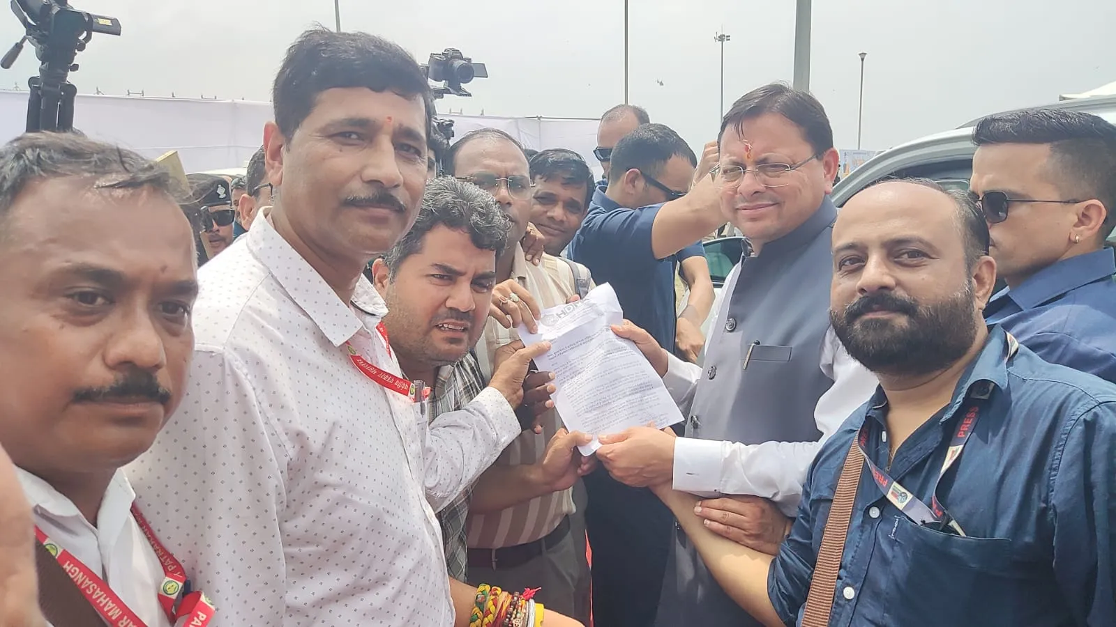 पर्वतीय पत्रकार महासंघ ने पत्रकारों और छोटे मीडिया संस्थानों की समस्याओं के समाधान की उठाई मांग