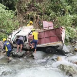 नैनीताल, कैंचीधाम के पास खाई में गिरी पिकअप, तीन घायलों को रेस्क्यू कर पहुंचाया अस्पताल