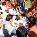 पीएम मोदी के सार्वजनिक जीवन के 25 वर्ष पूरे होने पर सीएम धामी ने हरकी पैड़ी पर की गंगा आरती