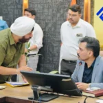 92 शिकायतें, कई परिवारों का दर्द; समाधान दिवस में डीएम ने अधिकारियों को दिए सख्त निर्देश