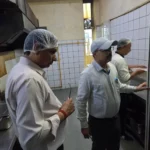 खाद्य सुरक्षा को लेकर सख्त हुई सरकार, UPES की मेस और कैफेटेरिया का निरीक्षण
