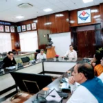 विकास परियोजनाओं की बाधाओं को दूर करने के लिए विभागीय समन्वय एवं समयबद्ध कार्यवाही पर जोर- सचिव लोनिवि